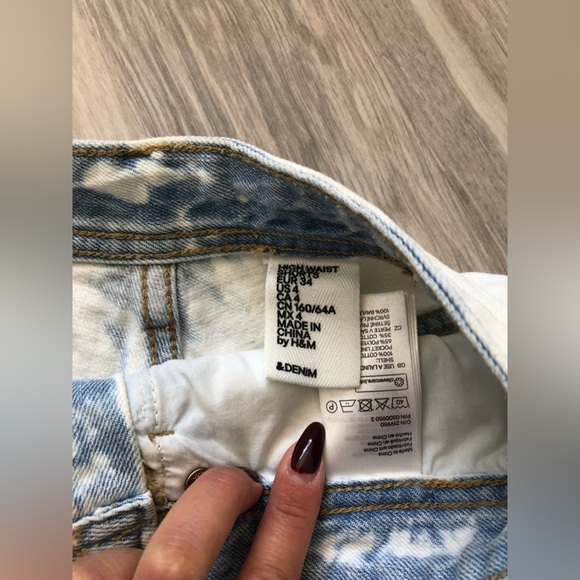 H&M Shorts - Picture 3 of 4